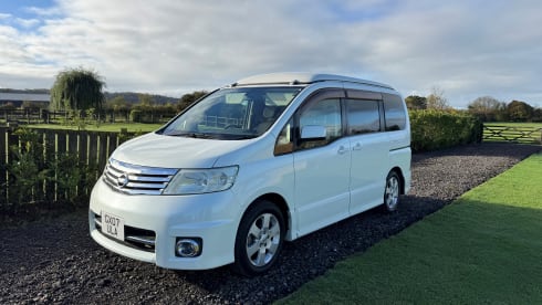 Serena – 2 berth Nissan Serena Campervan with awning & solar panels