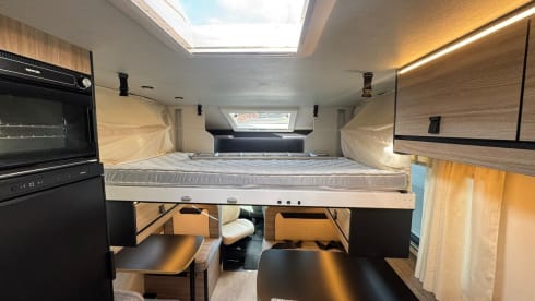 LEWIS – 2026 Ford Transit Rimor 79+ 7 berth AUTOMATIC motorhome