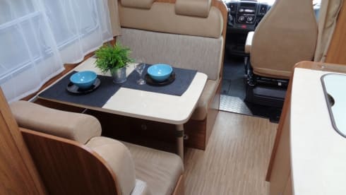 Camper for 6 people, bunk bed / CF6