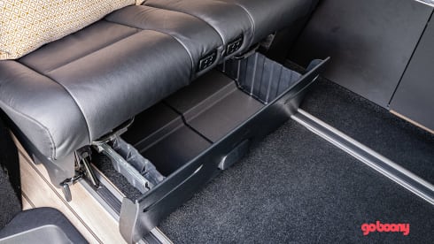 Marco Polo – Recent luxury campervan - Mercedes Benz - 2 to 4 pers.