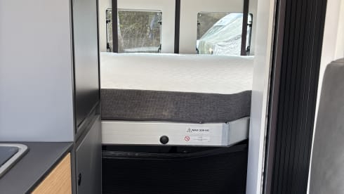 Adria Twin 640 SGX Supreme D AUTOMATIC