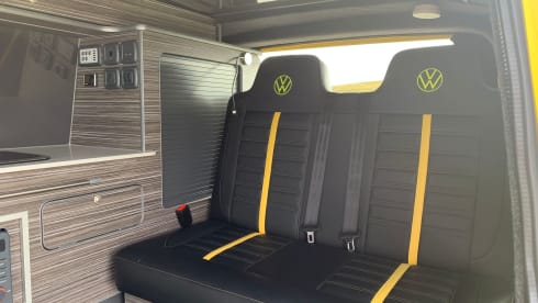 Sunny – Luxury VW Campervan for Hire. Based in Glasgow, Scotland. 