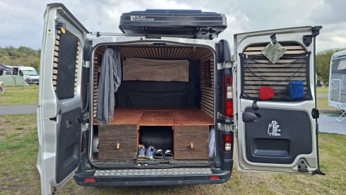 Snelle Jelle – 2016 4-person Fiat campervan