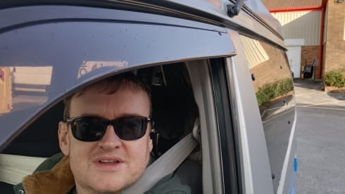 bongo man – 3 berth Mazda campervan from 2001