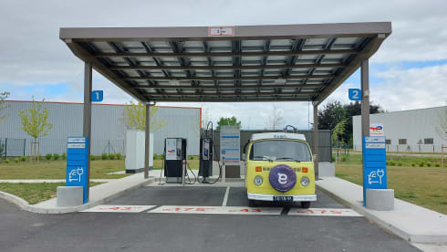 Ga op duurzame roadtrip met Lima! ⚡️🚐 – 100% Electric! ⚡️VW T2 "Lima"