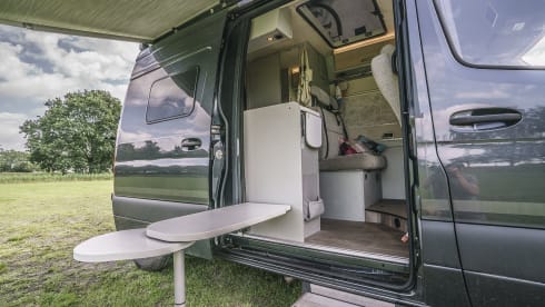 4p Mercedes-Benz bus uit 2021