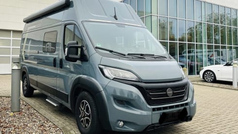 Easyrider – Autobus Weinsberg da 4 persone del 2024