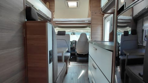 Familie camper! 6p Knaus alkoof uit 2018