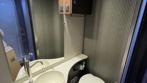 Takkie de Camper – 5p Ford semi-integrated uit 2014