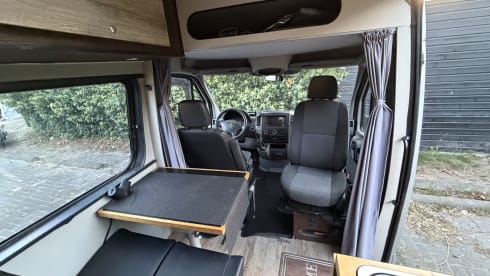 Buzz – Camping-car Mercedes-Benz 4 places de 2007