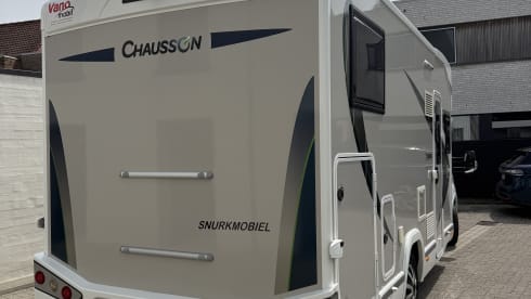 snurkmobiel – 4p Chausson semi-integrated uit 2021