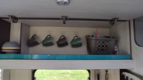 Leo  – ☀️ Motorhome LEO Rental ☀️