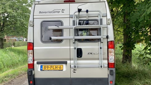 Mario – Perfect Fiat Bavaria Camp camper van for rent -automatic