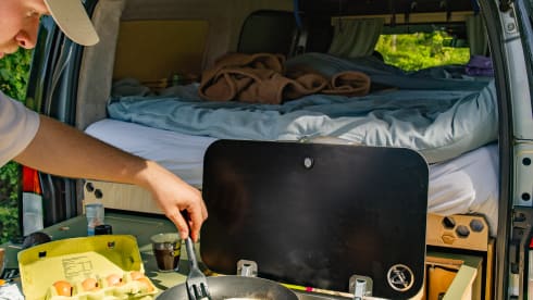 Abbey – Economical bus camper from 2024