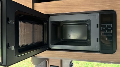 Wanda – 4 berth Bailey bus from 2023
