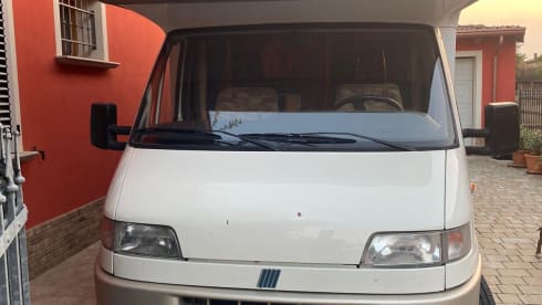 7-seater overcab camper