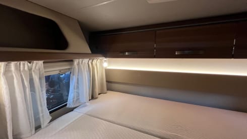 Comfortable and economical 6p motorhome with plenty of storage space (175hp)