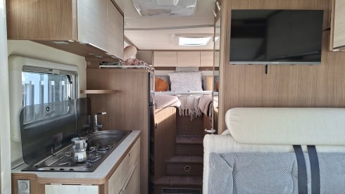 Bürstner Viseo i690G integraal camper 4 pers. automaat+fietsendrager
