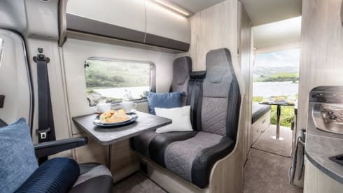 SF24 FEO - Adventure 55 Automatic – 2024 Autotrail Adventure 55 Pop Top