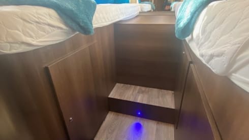 Lux Roller Team – 5 berth Roller Team semi-integrated from 2019