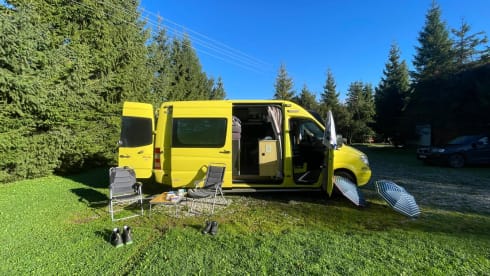 Yellowtrack  – Powerful Mercedes campervan – freedom, comfort and adventure for two!