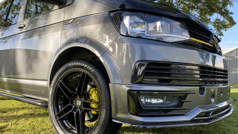 Doug – 4 berth LWB VW Transporter