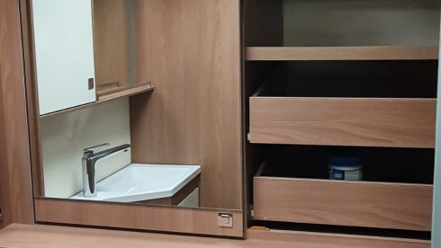 New Bürstner motorhome for 4 people