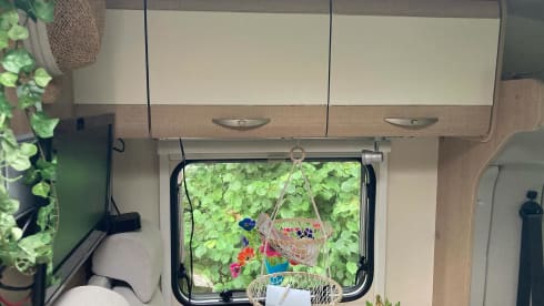 Ons Bonbonnetje – 2p Bürstner semi-integrated uit 2013