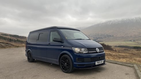 Babs – 4 berth Volkswagen campervan from 2019