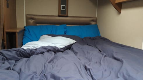 Albatross Mac – 4 berth pet friendly Autotrail Apache 2014