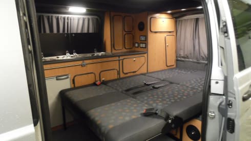 Dougal – 4 berth Mercedes-Benz Campervan from 2010