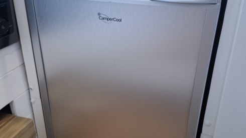 Carly – 2 berth Peugeot campervan from 2017