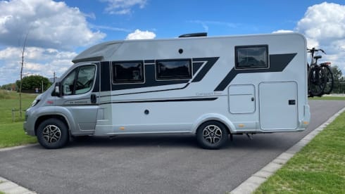 ADRIA COMPACT SUPREME