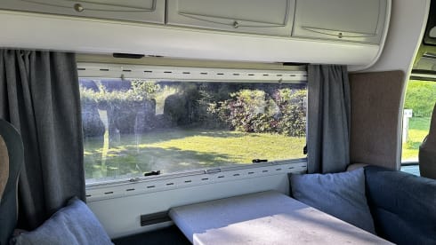 4p Chausson semi-integrated from 2001