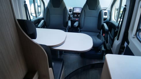 4-person Carado bus from 2020