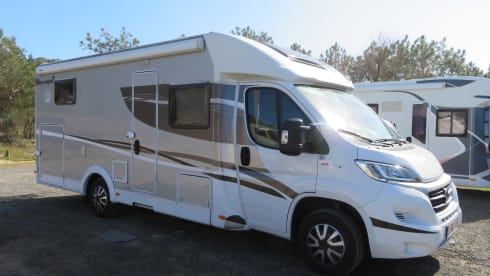 Sunlight T67 - Automatic - 4 persons