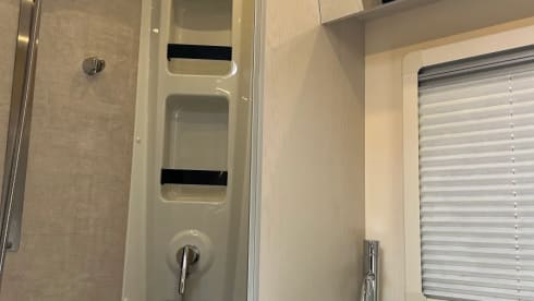 Grote Camper 7 personen alkoof