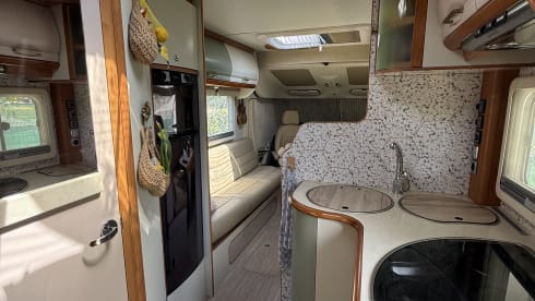 Bella – 4-person Rapido integrated, renovated 