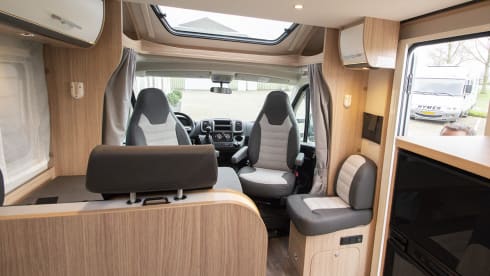 T69L – Complete HomeCar family camper with motor air conditioning and awning,