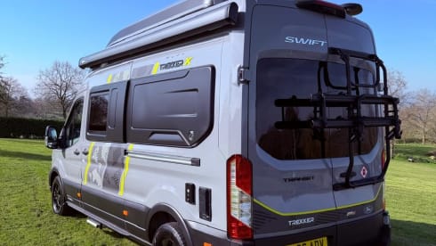 Moonlight Adventures – 4-persoons Swift campervan uit 2026