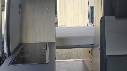 Offgrid Jumper  – 2p Sun Living bus from 2021