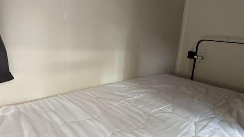 Large 6 berth modern motorhome