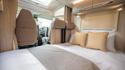 6 berth Peugeot semi-integrated from 2022