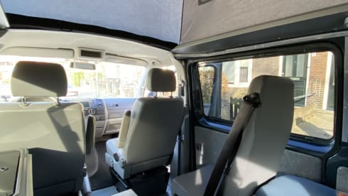 VanJet – 4p Volkswagen campervan from 2010