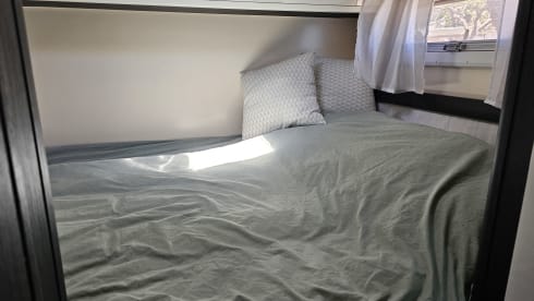 Camper Bolletje – Luxury 4p Roller Team semi-integrated from 2020