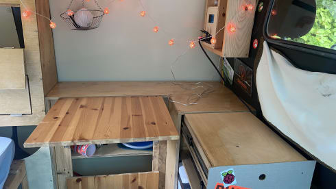 Cozy little self-sufficient camper