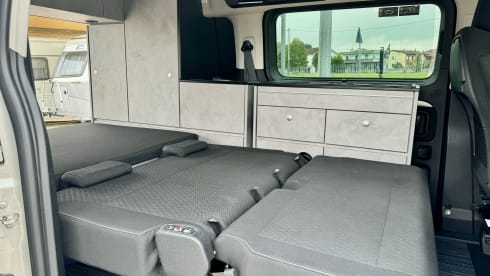 TRAVEL A-CROSS – City Van Cross Camp Flex