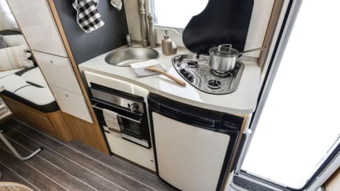 Bute – 4 berth Roller Team semi-integrated from 2024/25