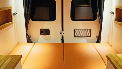 Phoenix_The_Van – 3 berth Peugeot campervan from 2021