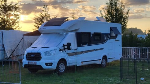 4p Benimar semi-integrated uit 2023